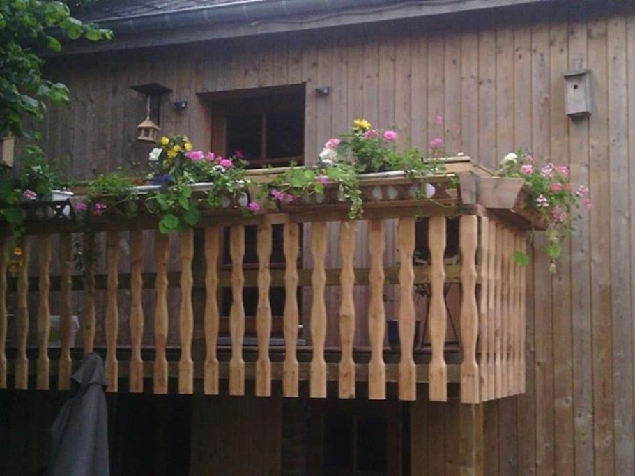 Gite Les 7 Frenes Vaux-sur-Sure Exterior foto