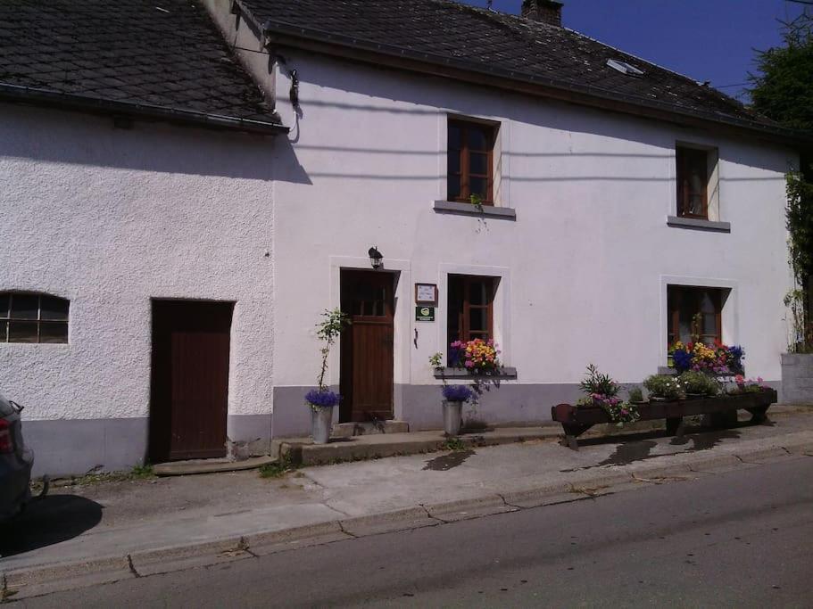 Gite Les 7 Frenes Vaux-sur-Sure Exterior foto