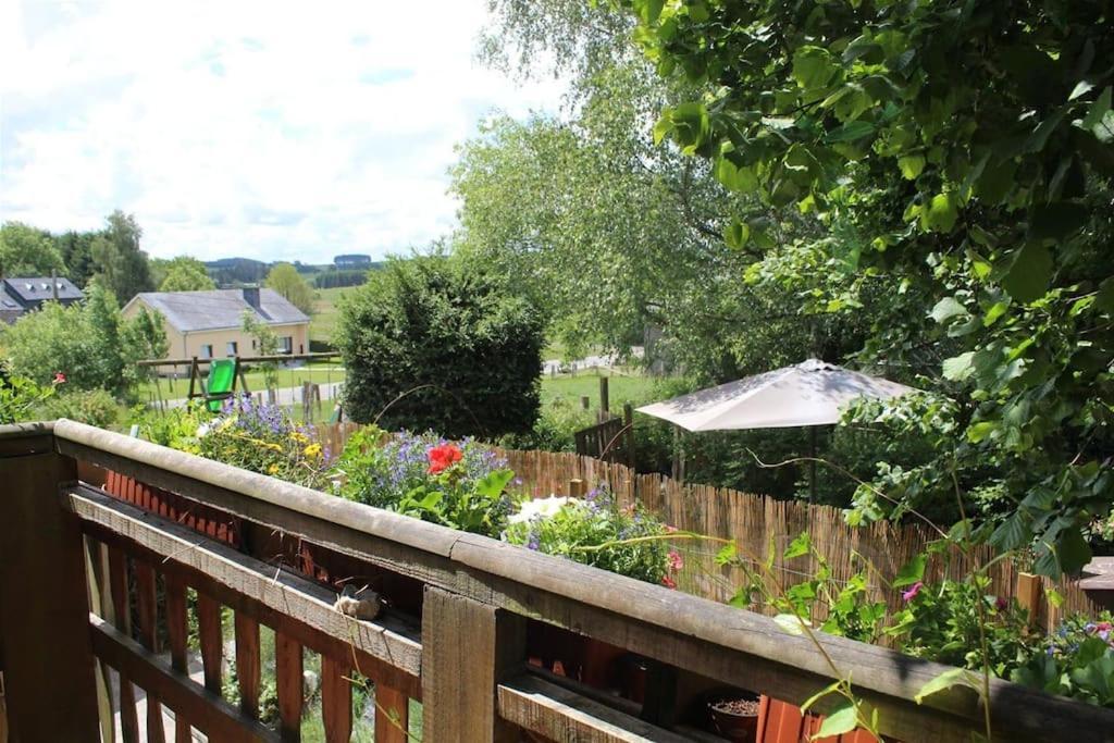 Gite Les 7 Frenes Vaux-sur-Sure Exterior foto